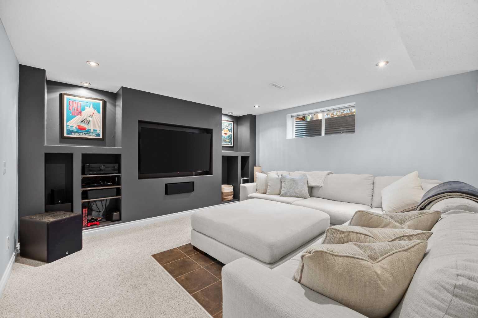 18 Hidden Creek Manor NW