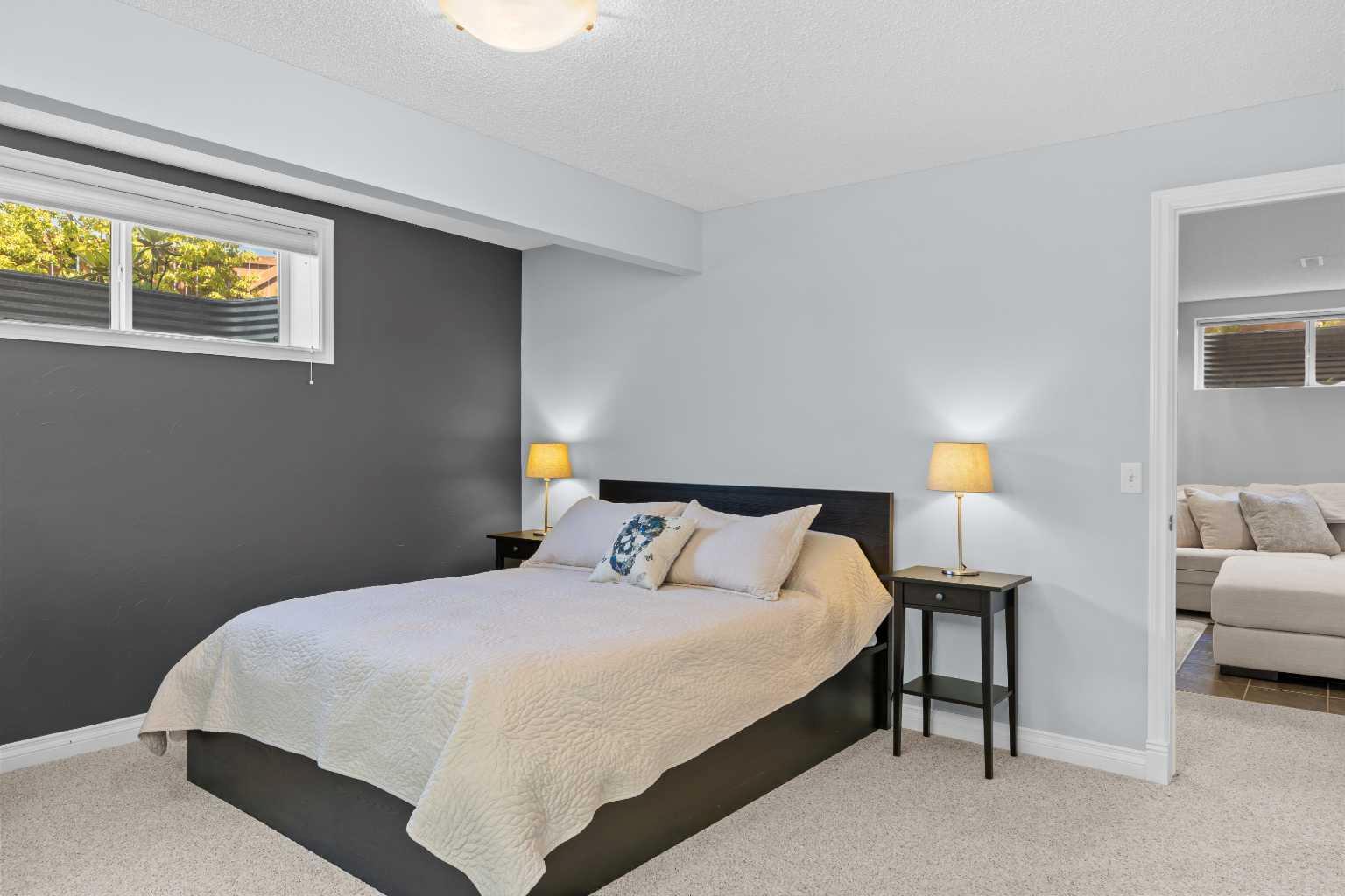 18 Hidden Creek Manor NW