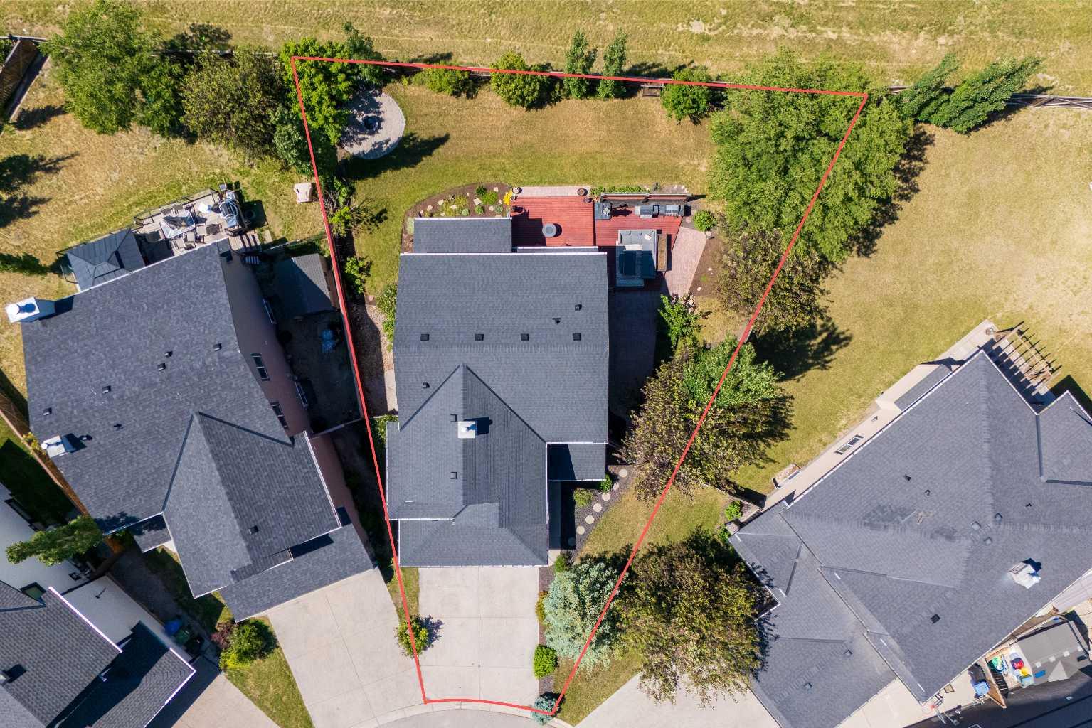 18 Hidden Creek Manor NW