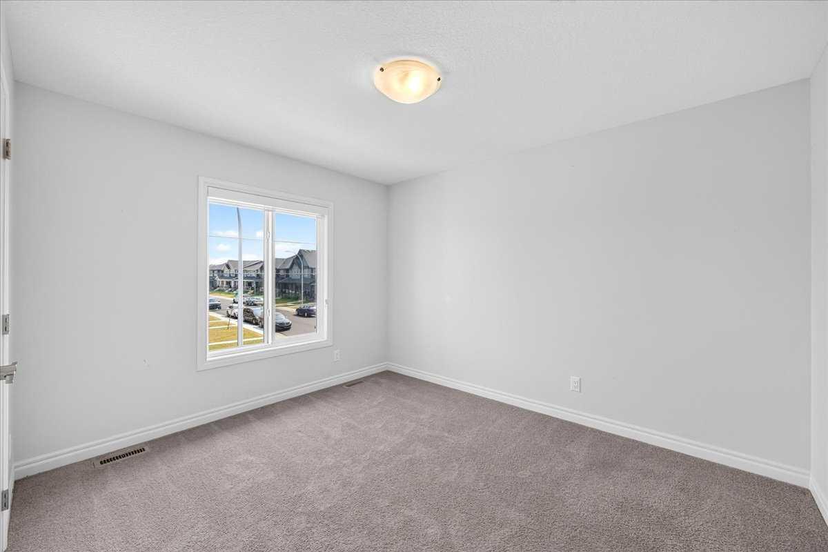 75 Midgrove Drive SW