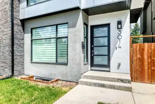 3014 Cochrane Road NW