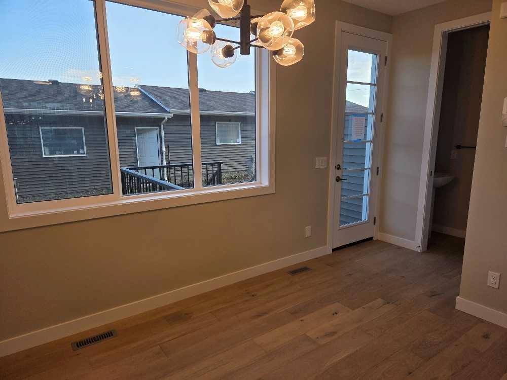 1130 Cobblestone Boulevard SW