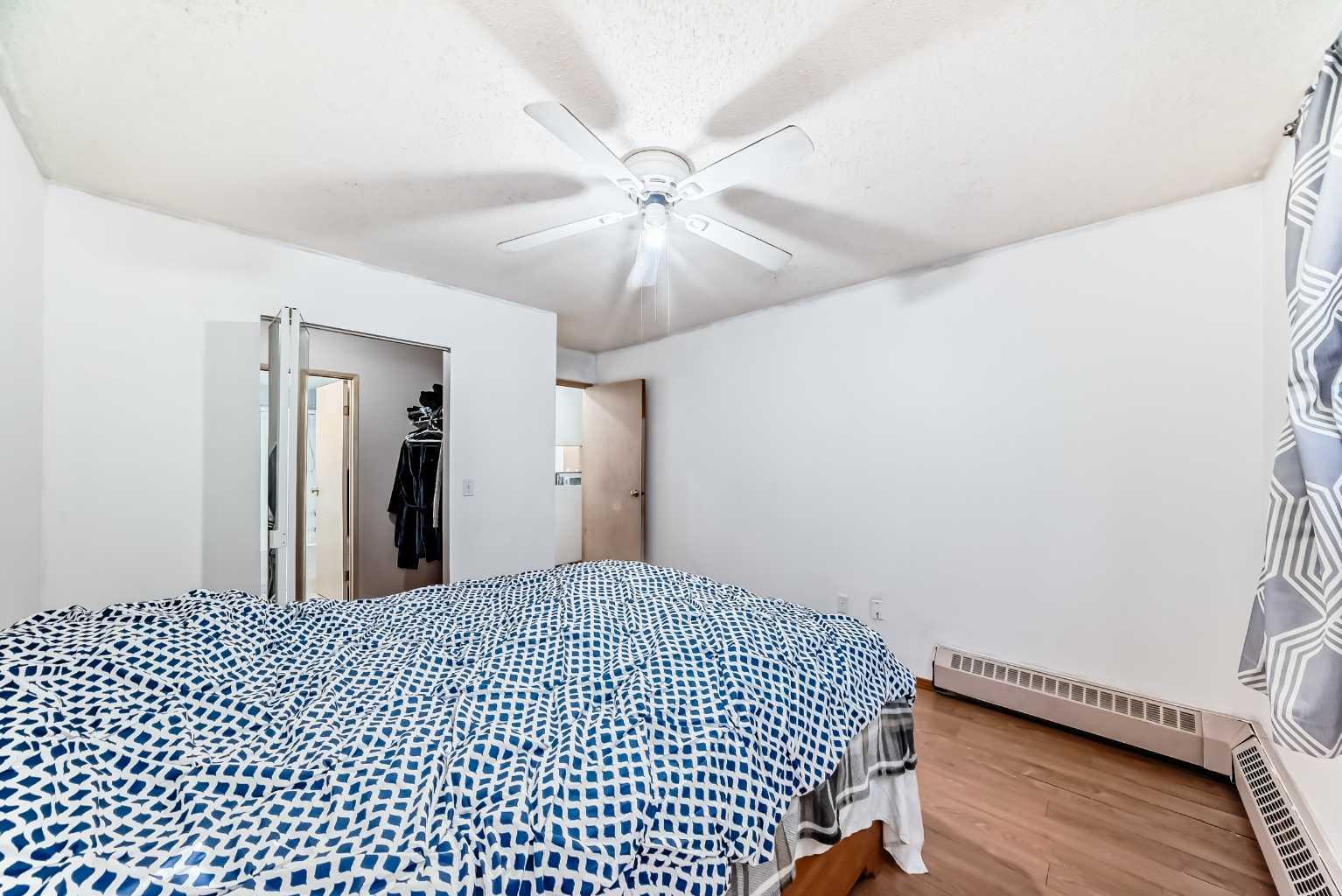 105, 21 Dover Point SE