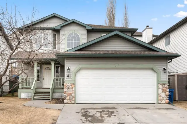 41 Bow Ridge Drive
