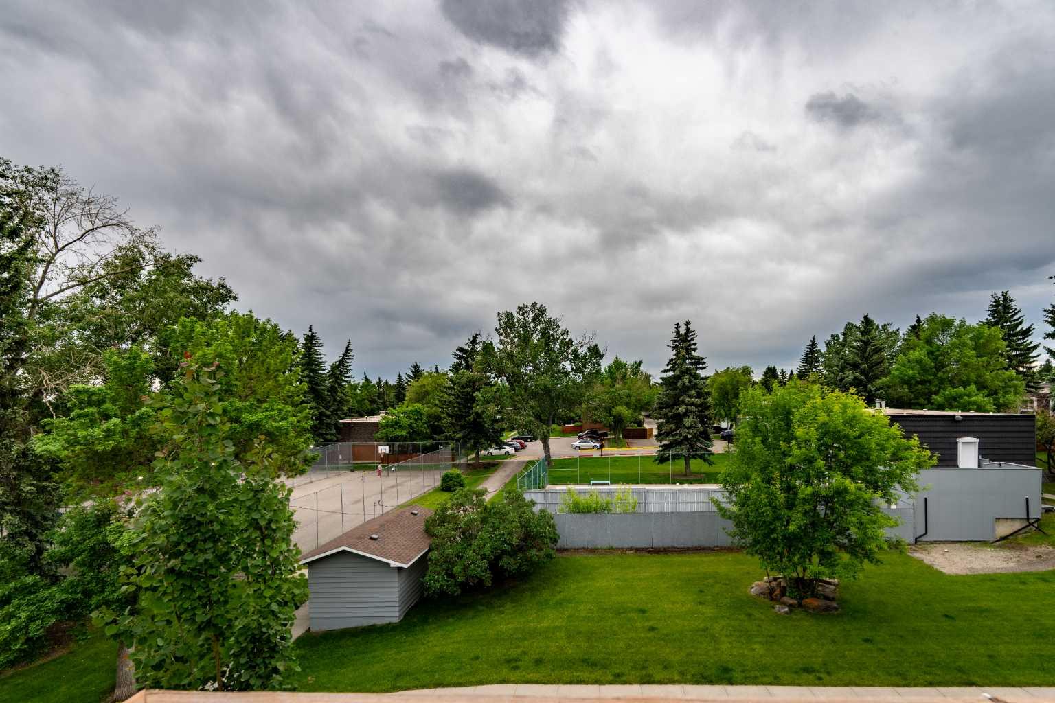 731, 11620 Elbow Drive SW