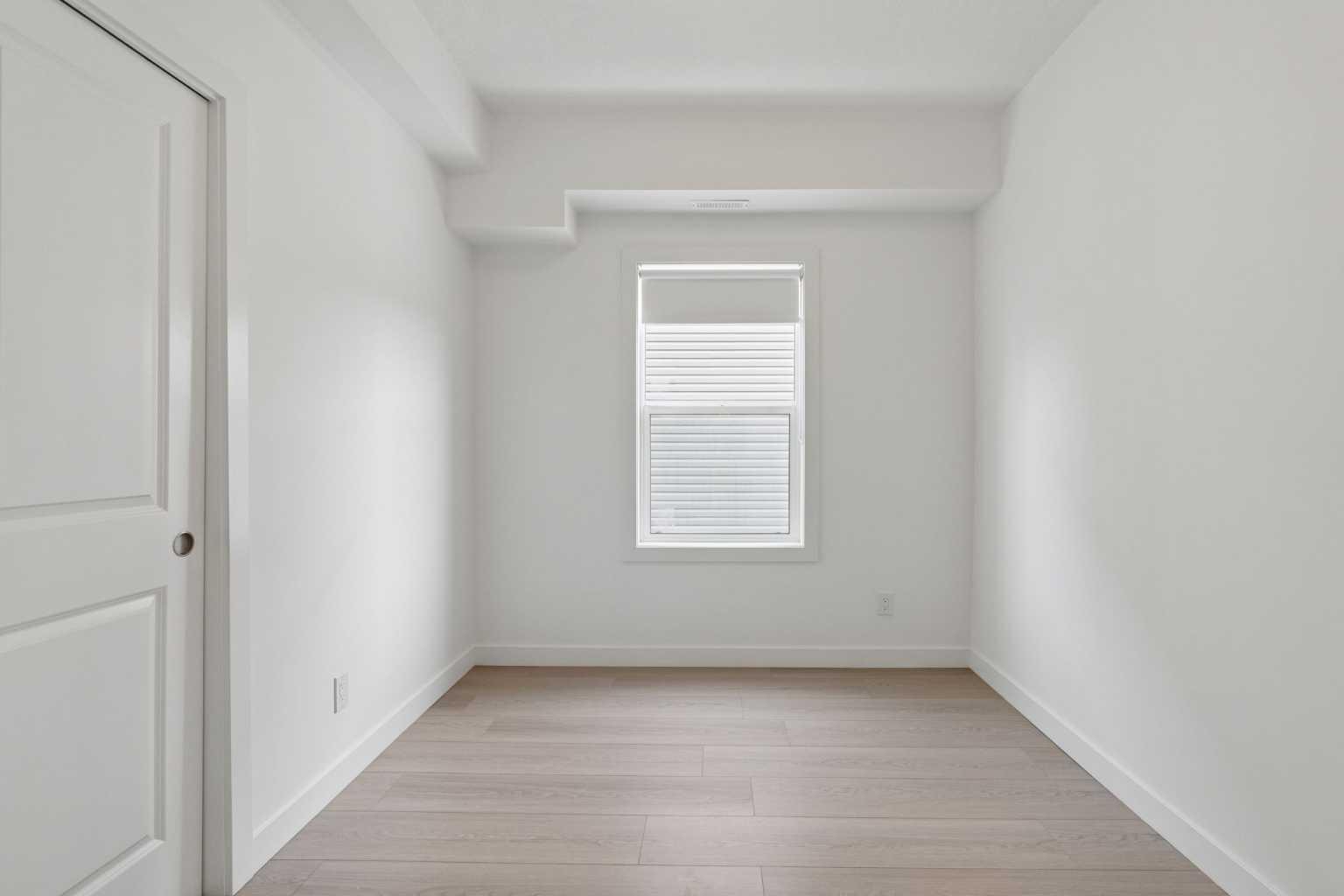 1001, 24 Rivercrest Drive 