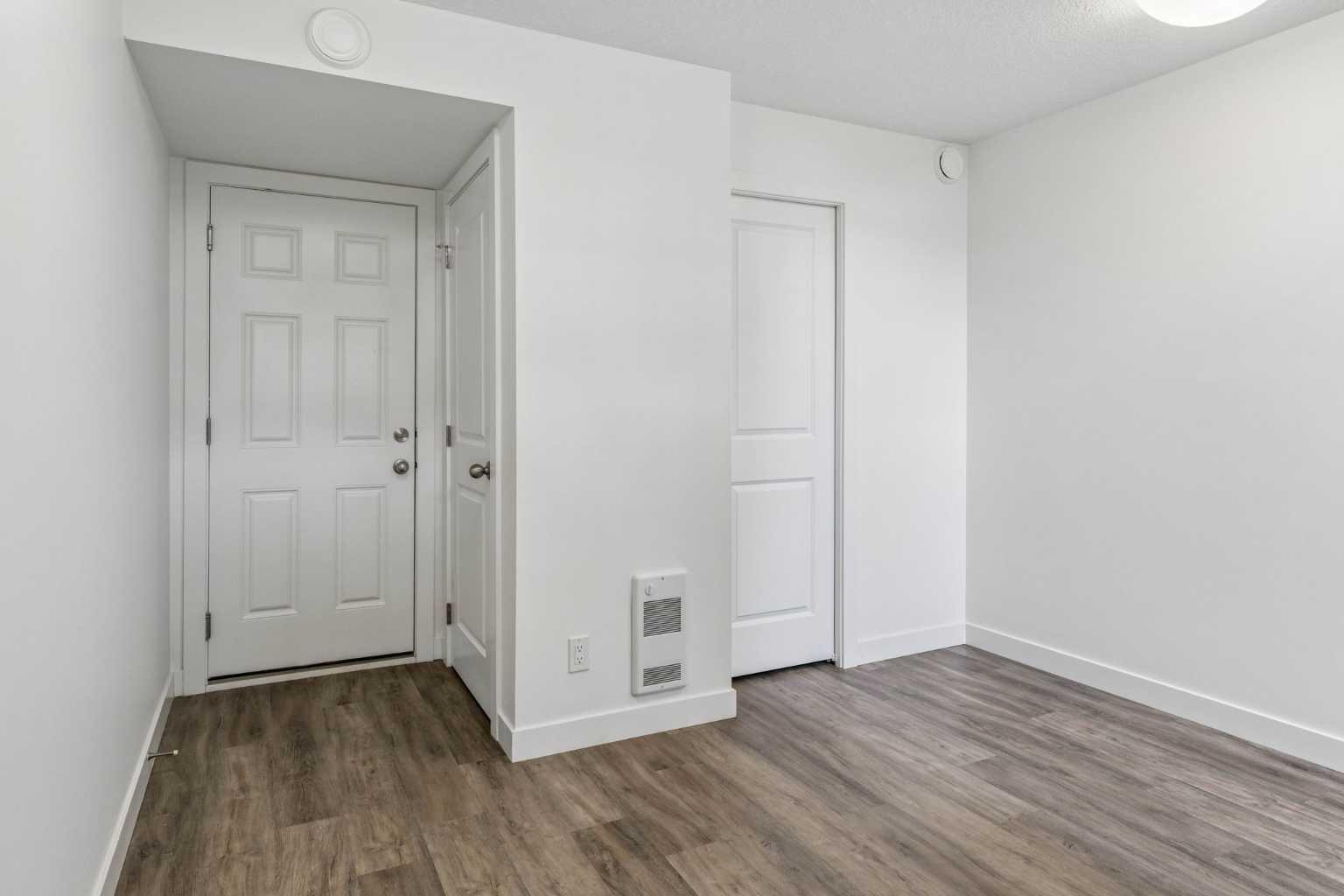 1002, 24 Rivercrest Drive 