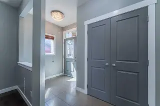 136 Legacy Circle SE