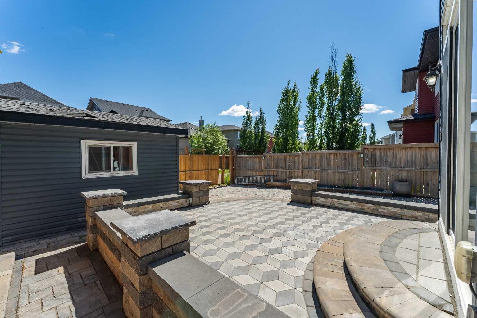 136 Legacy Circle SE