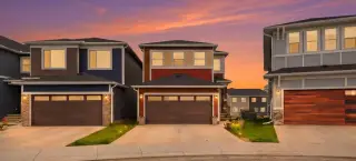241 Homestead Crescent NE