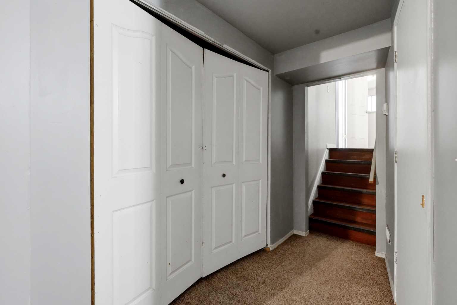 255 Falton Drive NE