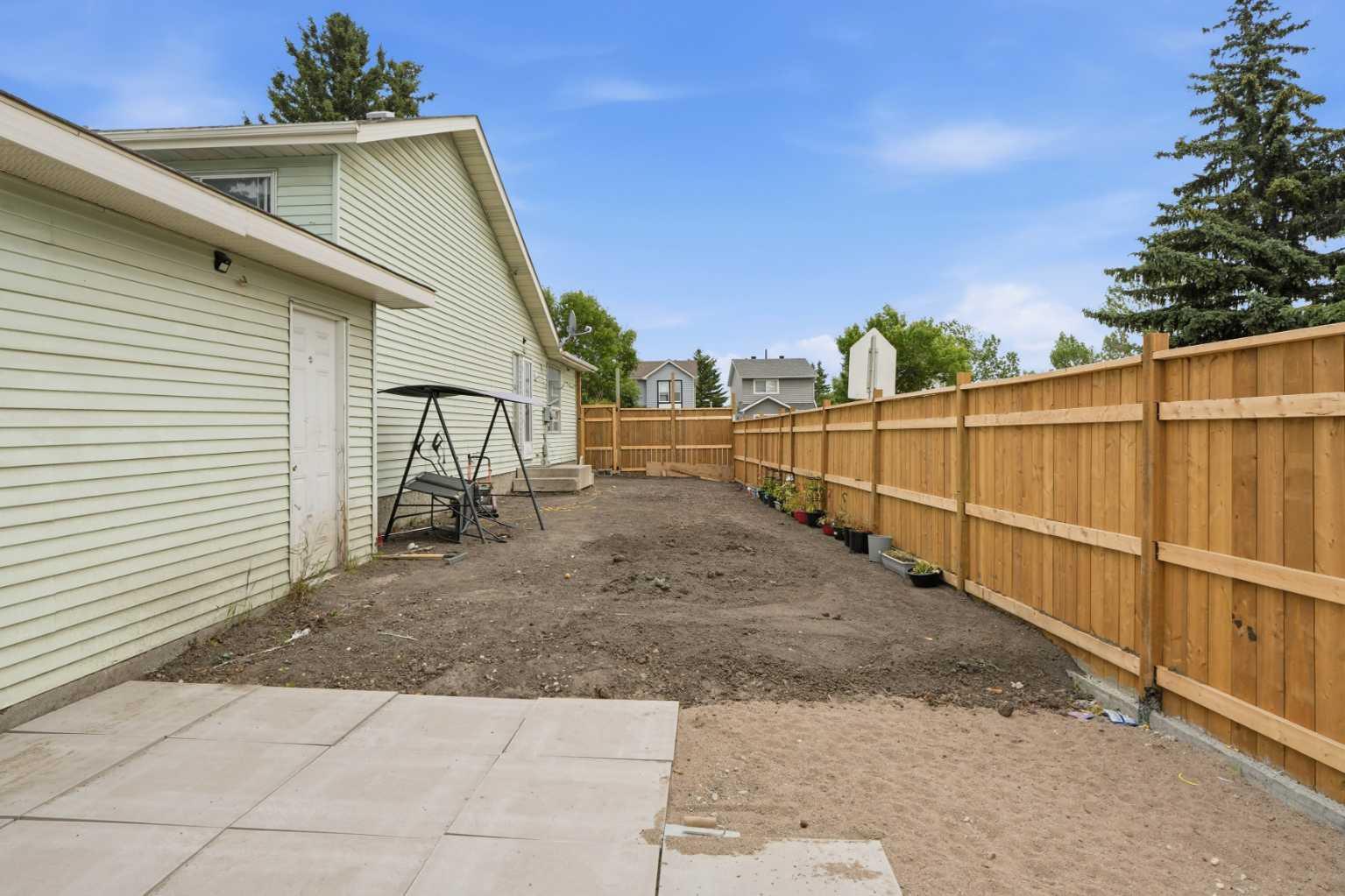 255 Falton Drive NE