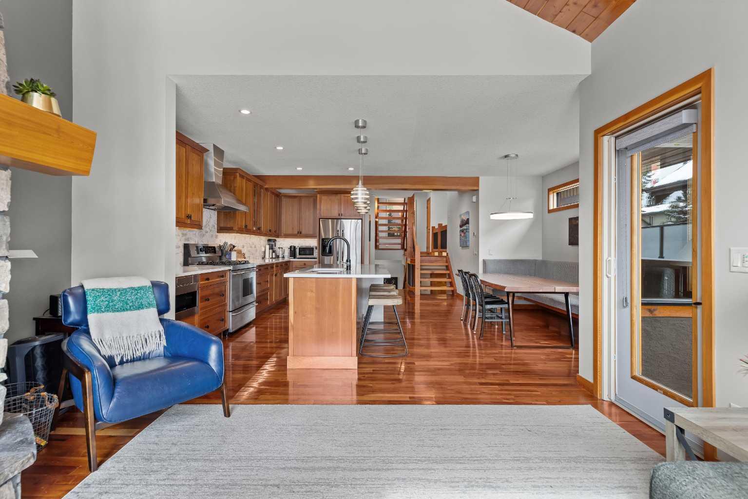 634 4 Street 