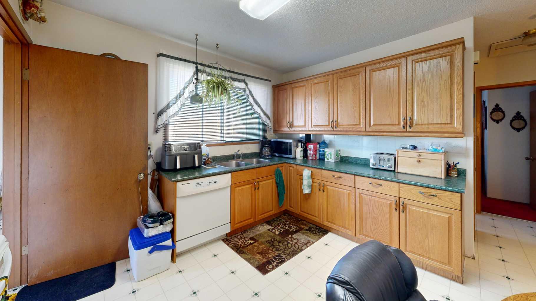 1424 Radisson Drive SE
