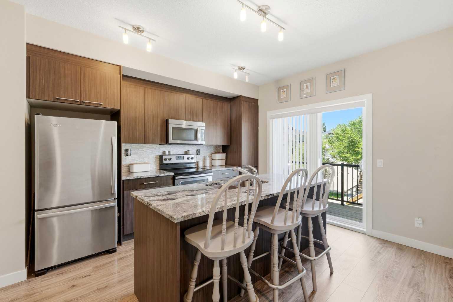43, 300 Marina Drive 