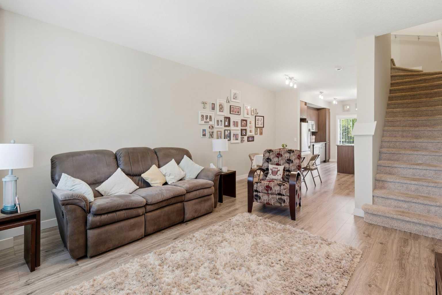 43, 300 Marina Drive 