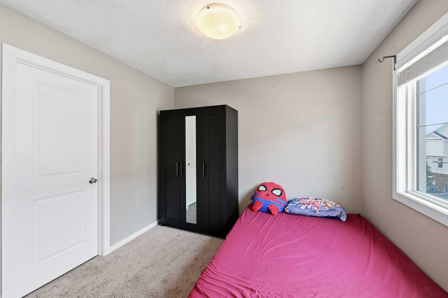 28 New Brighton Point SE