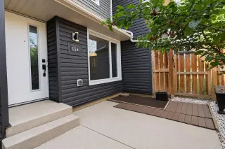 134, 48 Glamis Green SW