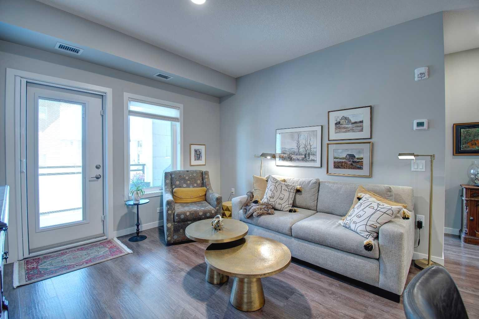 208, 12 Mahogany Path SE