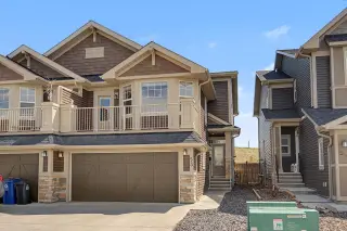 53 Fireside Crescent 