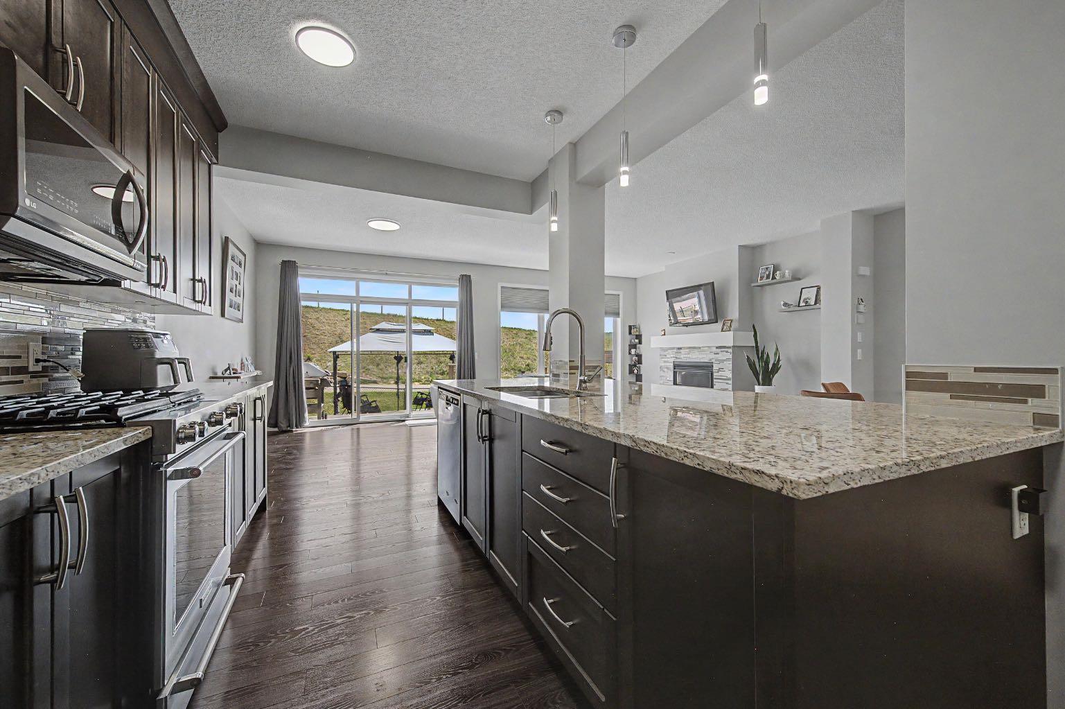 53 Fireside Crescent 