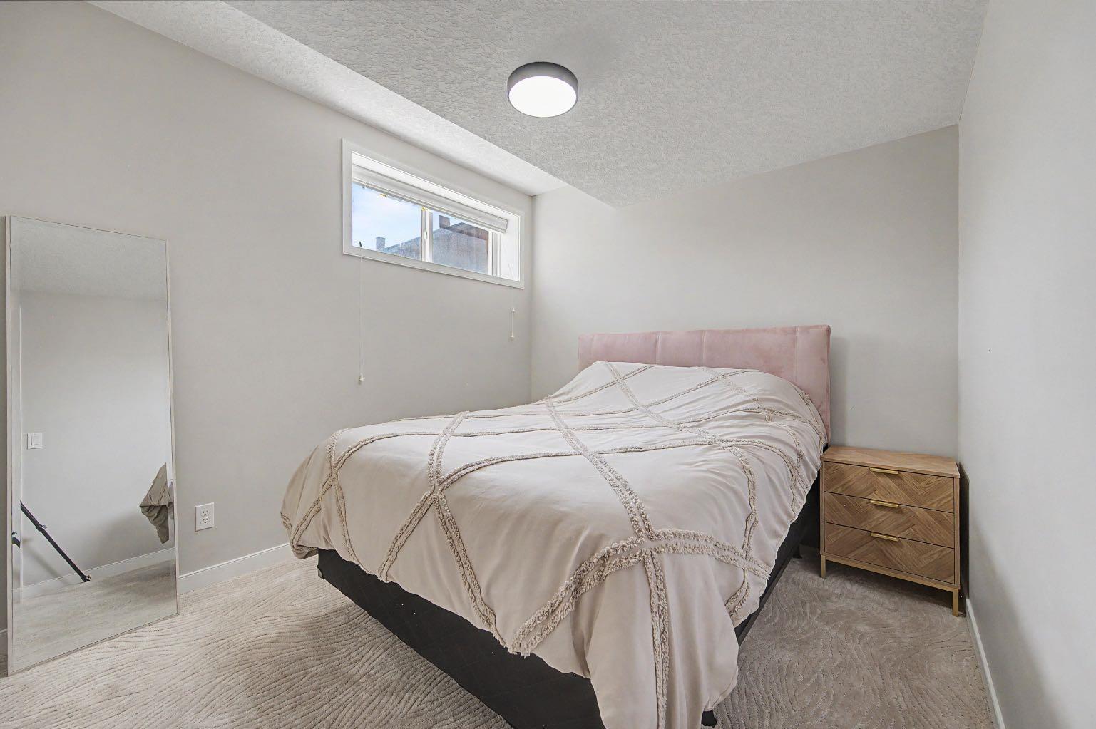 53 Fireside Crescent 
