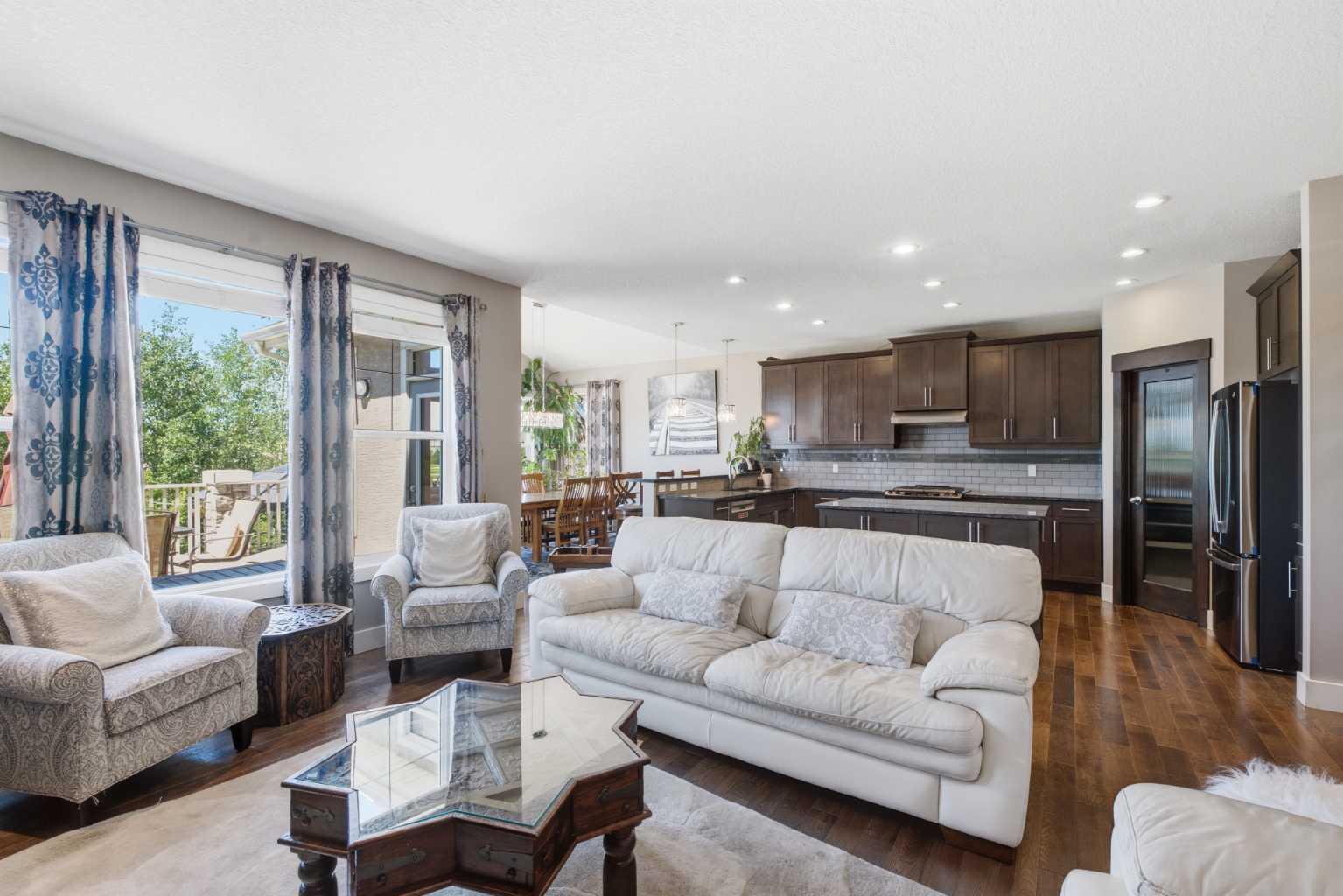 11 MARQUIS Crescent SE