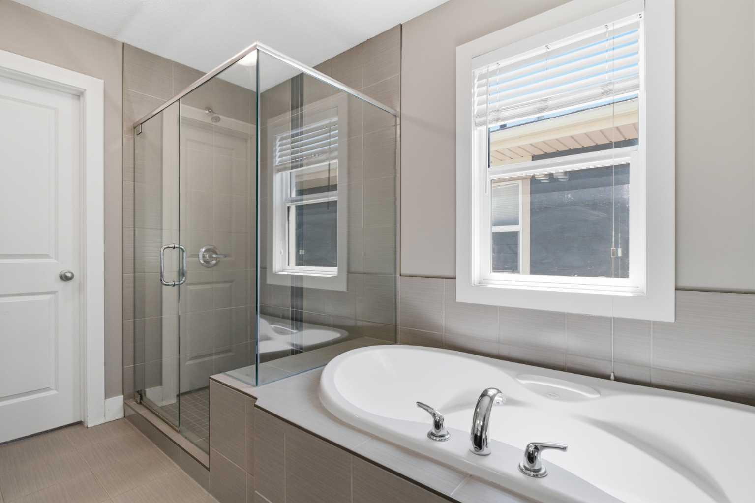 11 MARQUIS Crescent SE