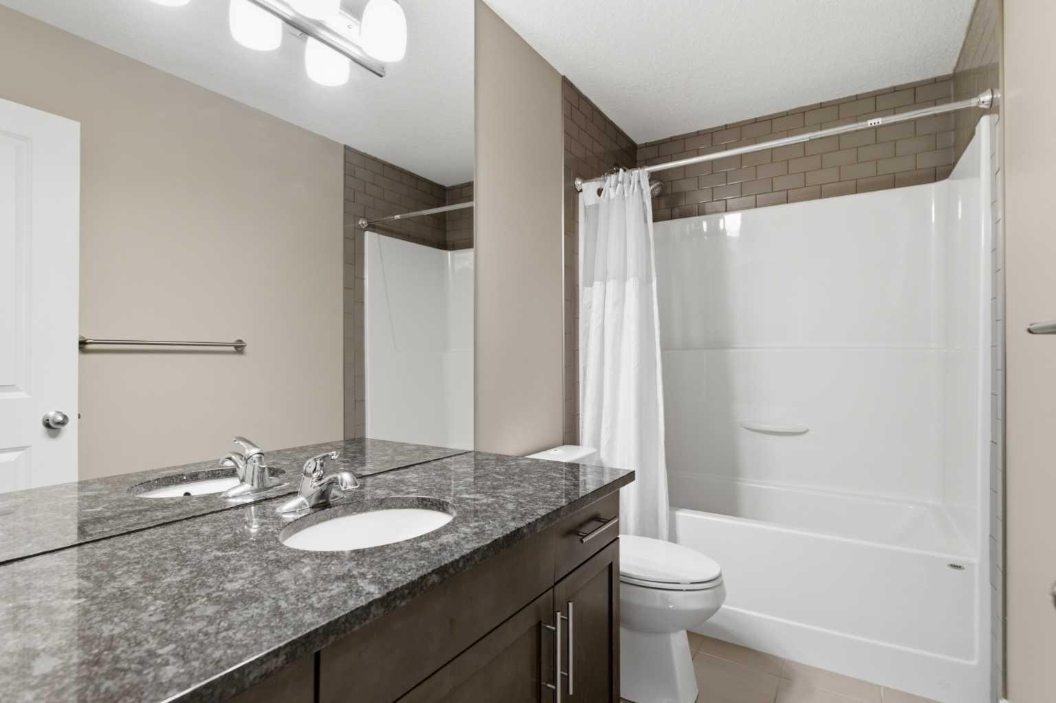 11 MARQUIS Crescent SE
