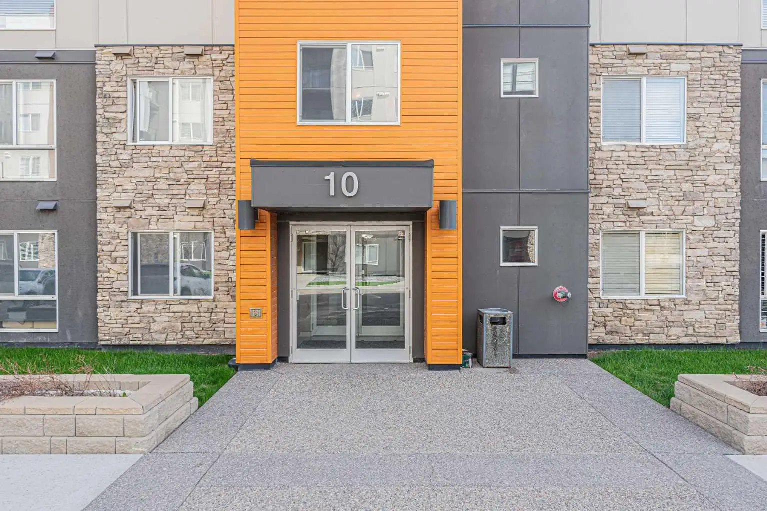 407, 10 Kincora Glen Park NW