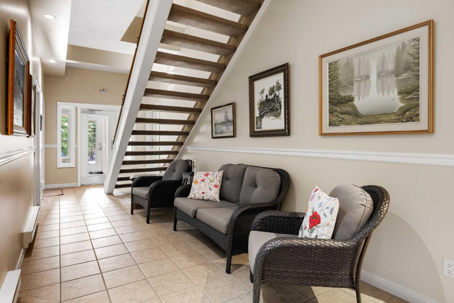 MR, 192 Crawford Drive 