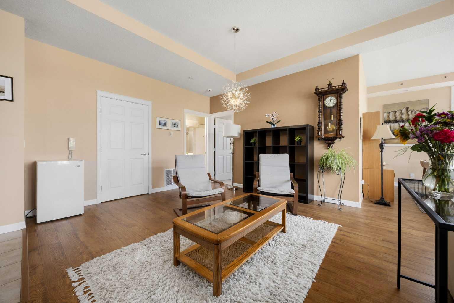 MR, 192 Crawford Drive 