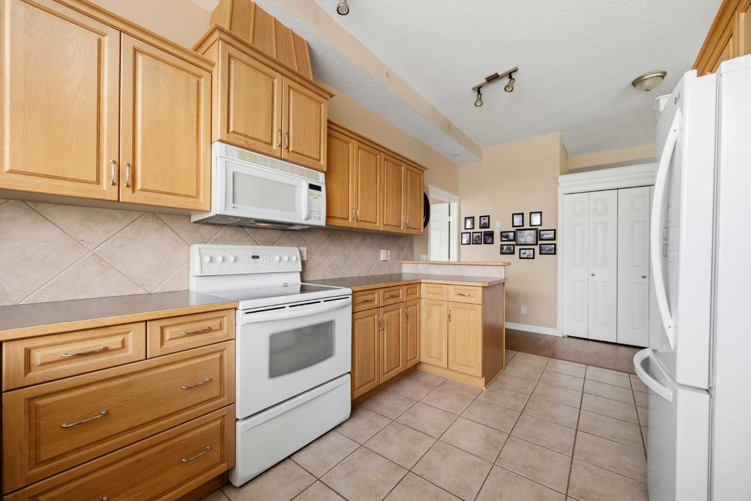 MR, 192 Crawford Drive 