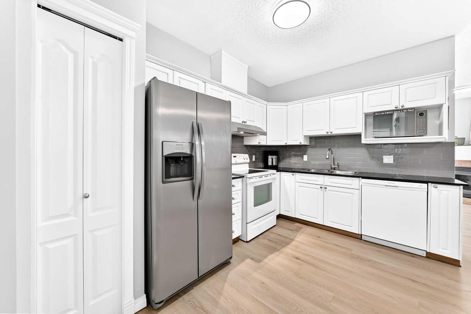 121, 333 Riverfront Avenue SE