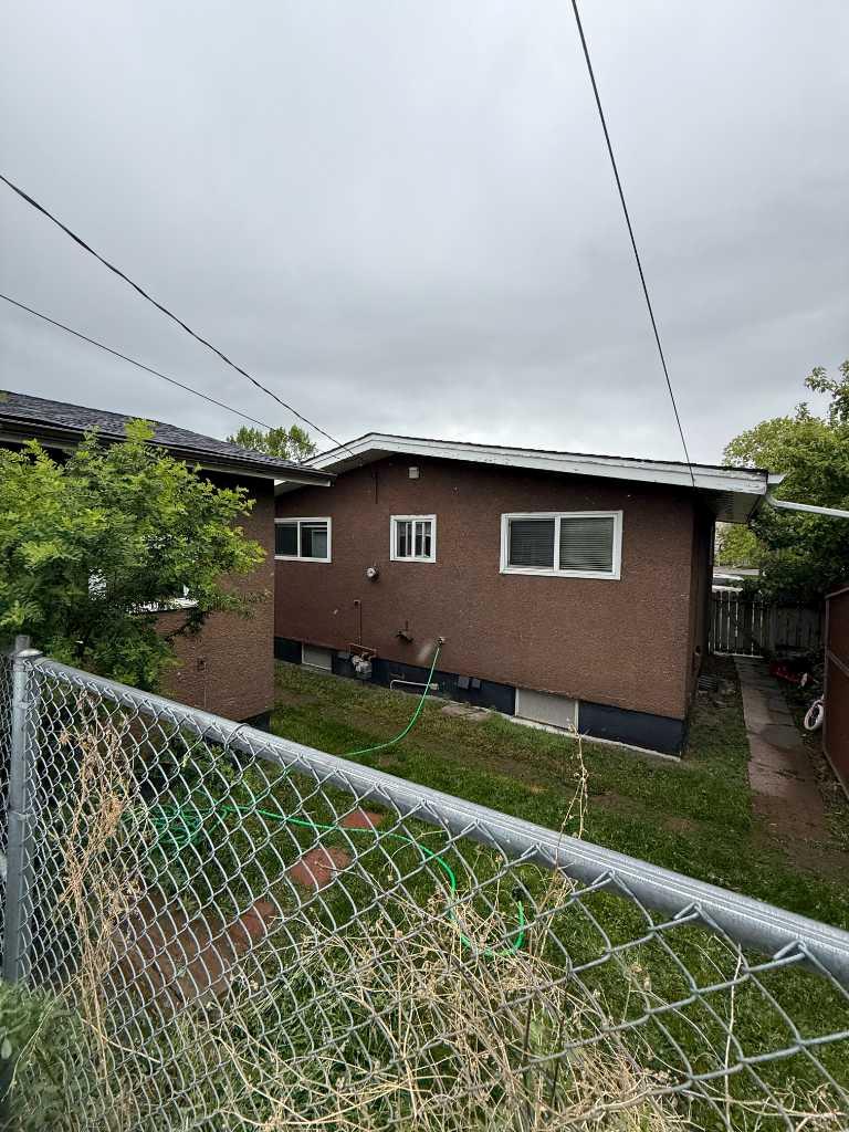4603 Edmonton Trail NE