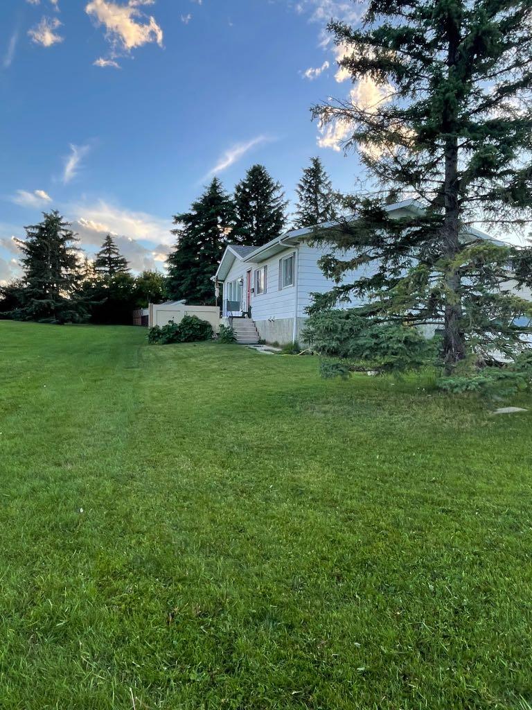 112 Huntstrom Drive NE