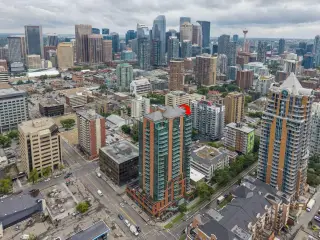 2301, 836 15 Avenue SW