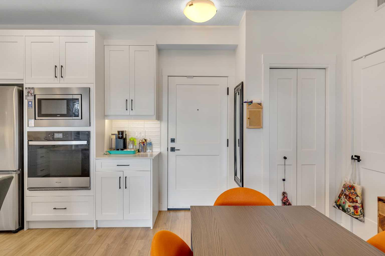 112, 40 Sage Hill Walk NW