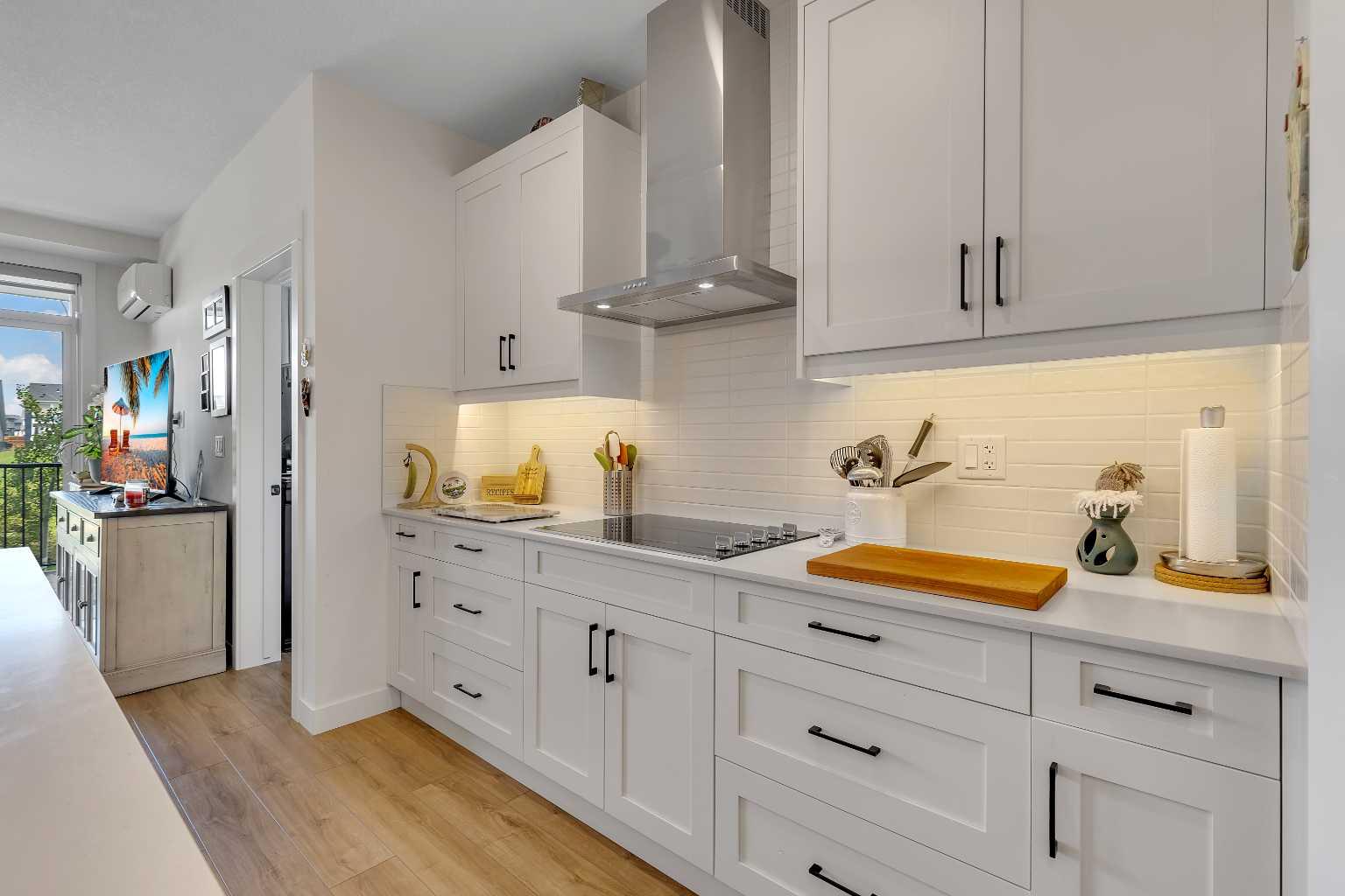 112, 40 Sage Hill Walk NW