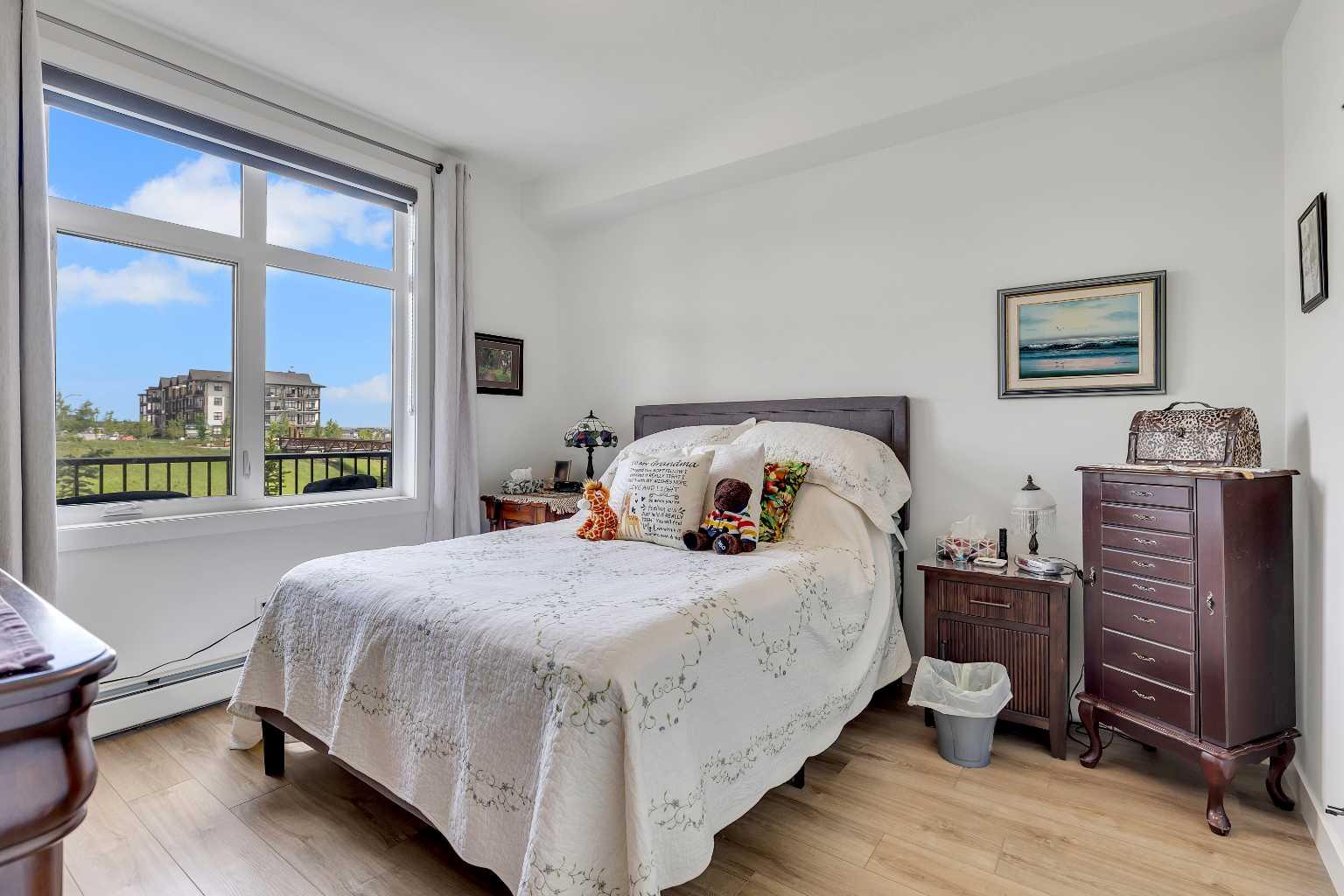 112, 40 Sage Hill Walk NW