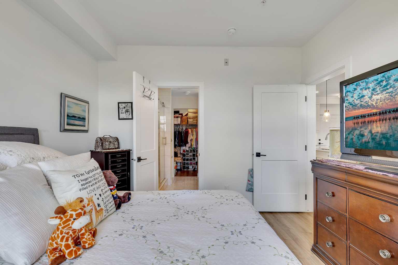 112, 40 Sage Hill Walk NW