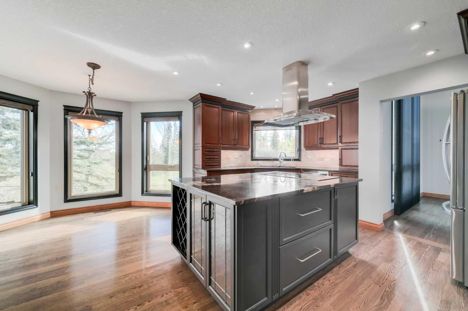 1504 Evergreen Hill SW