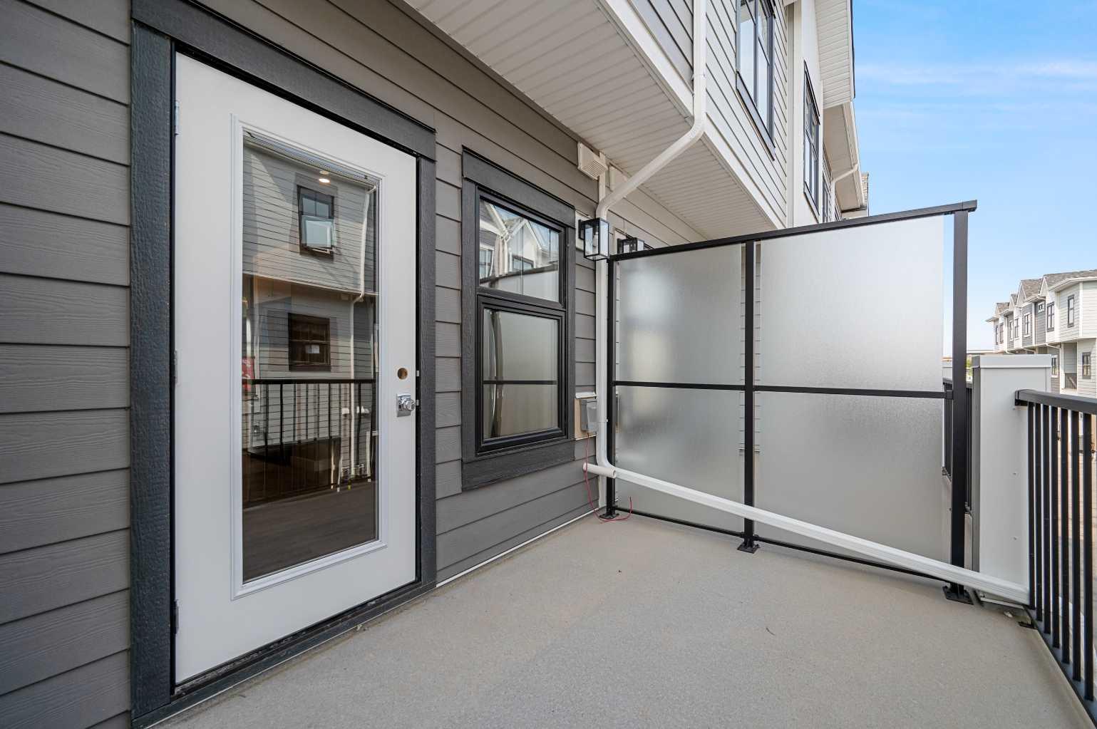 607 Mahogany Road SE