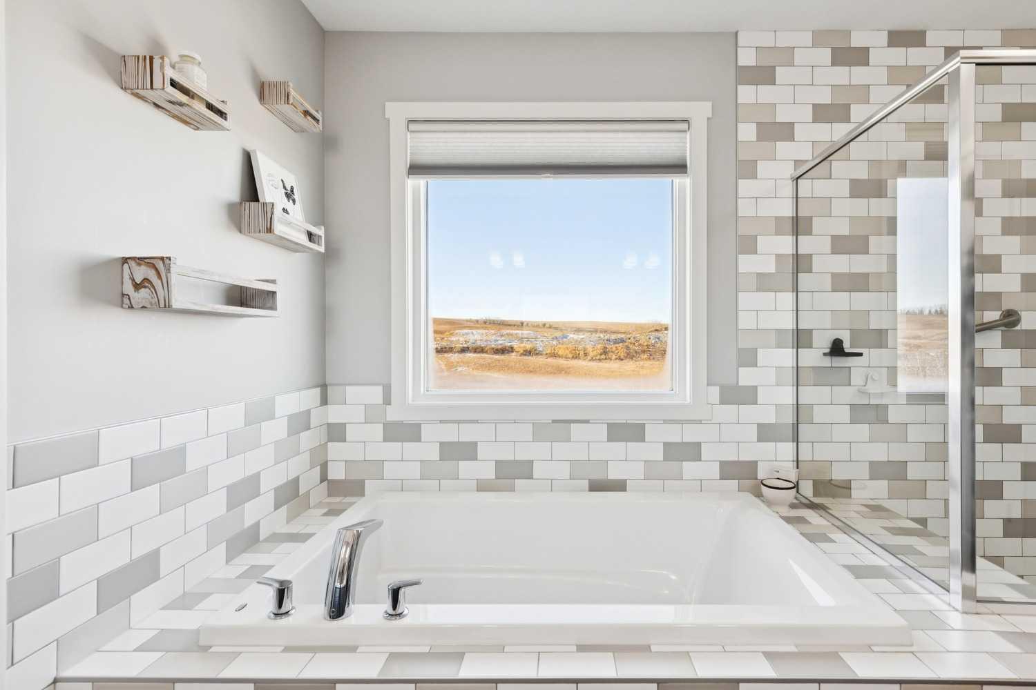 57 Crestridge Bay SW