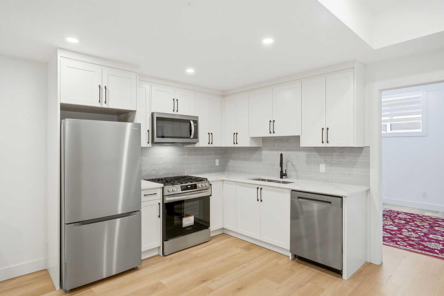 2808 40 Street SW