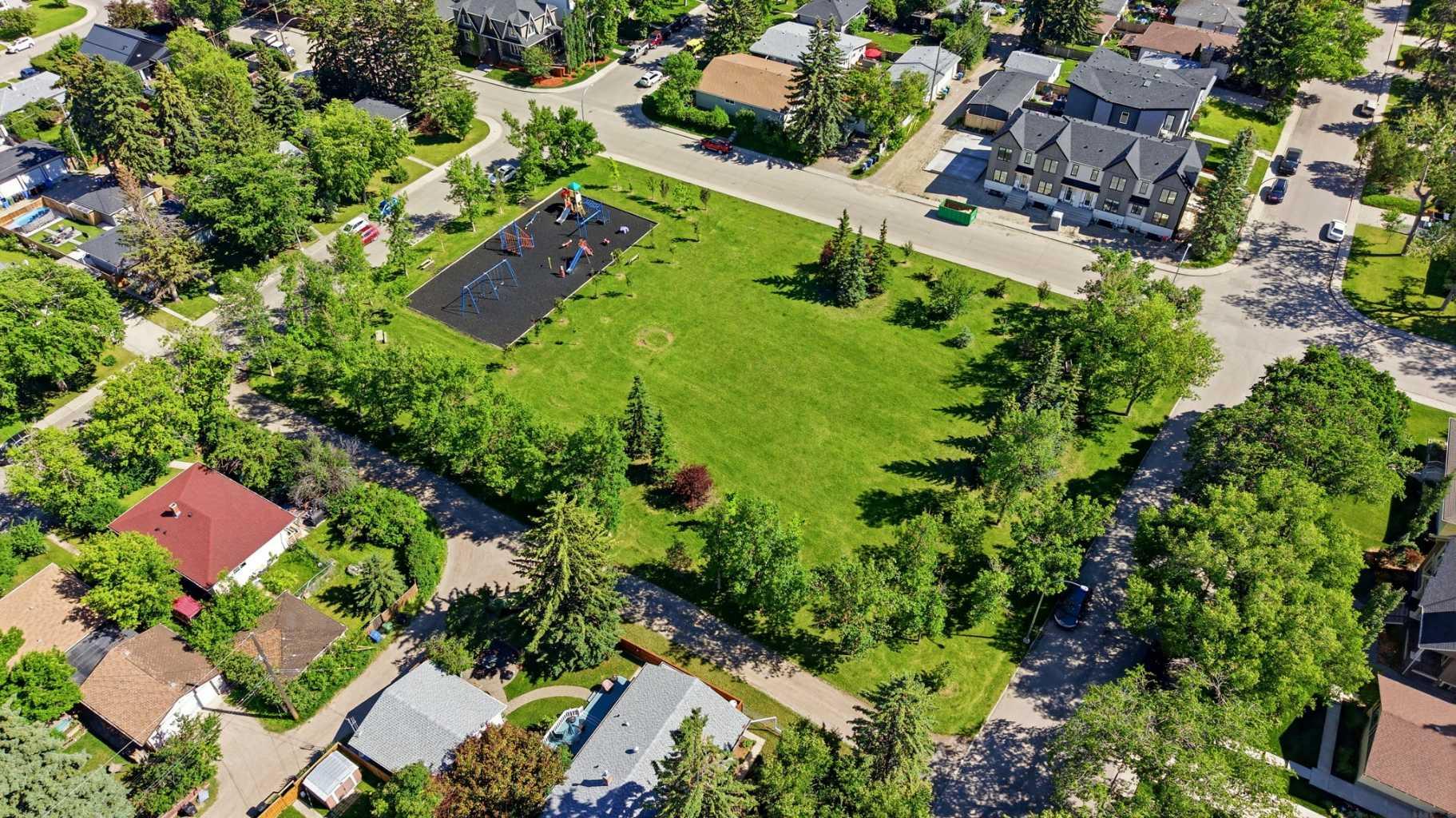 2808 40 Street SW