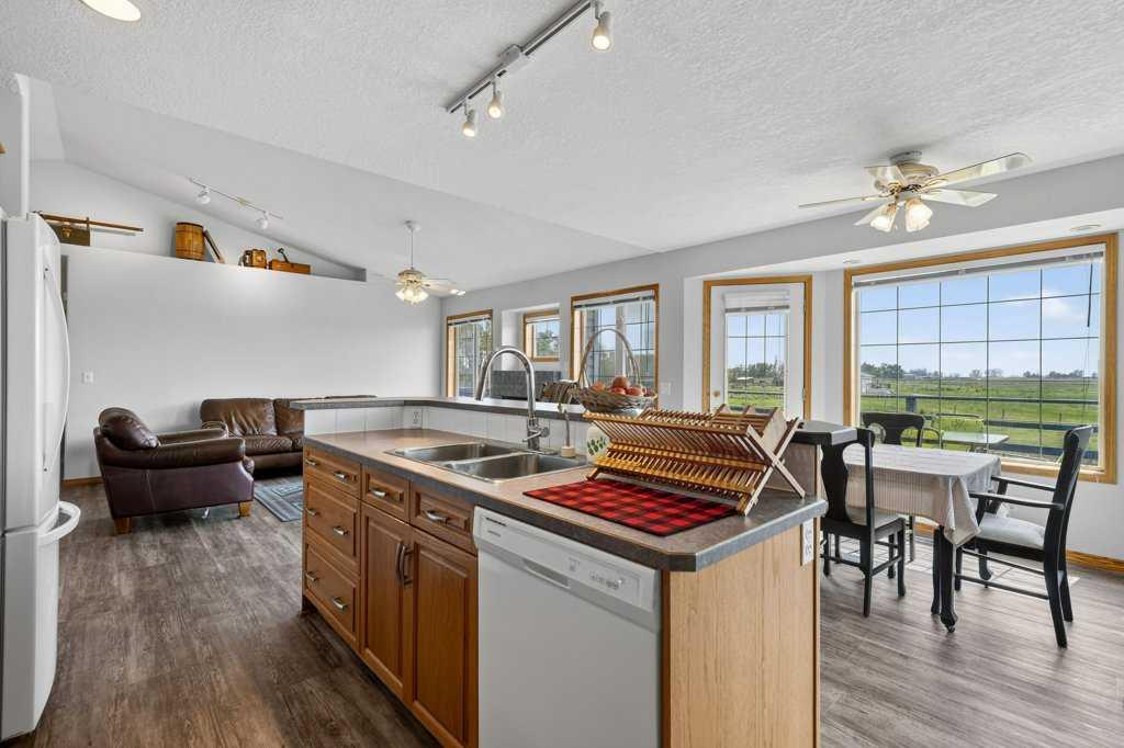 270127 Glenmore Trail 