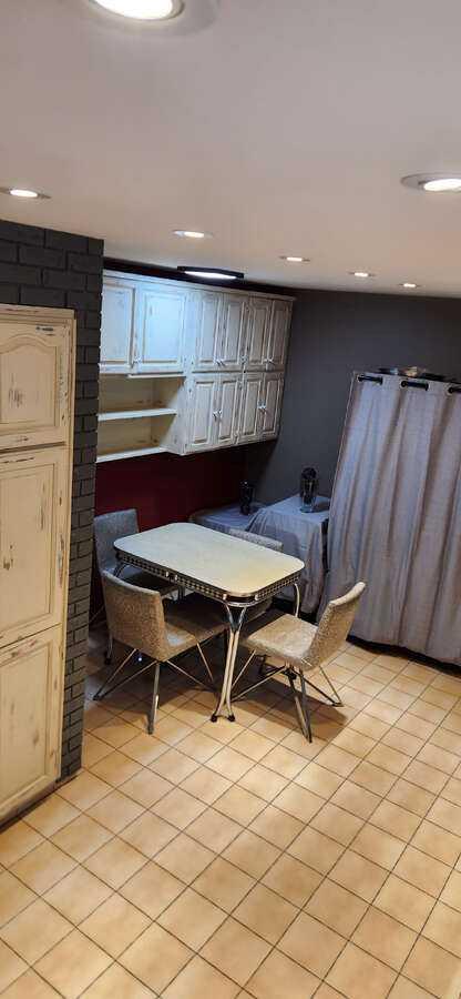 9415 Fairmount Drive SE