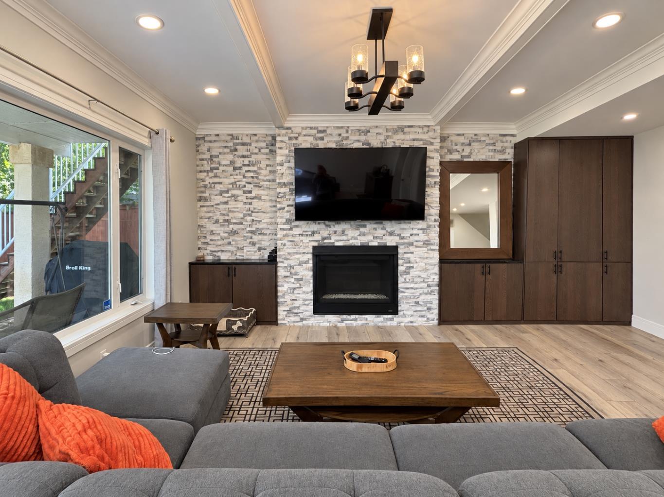 513 Sierra Madre Court SW