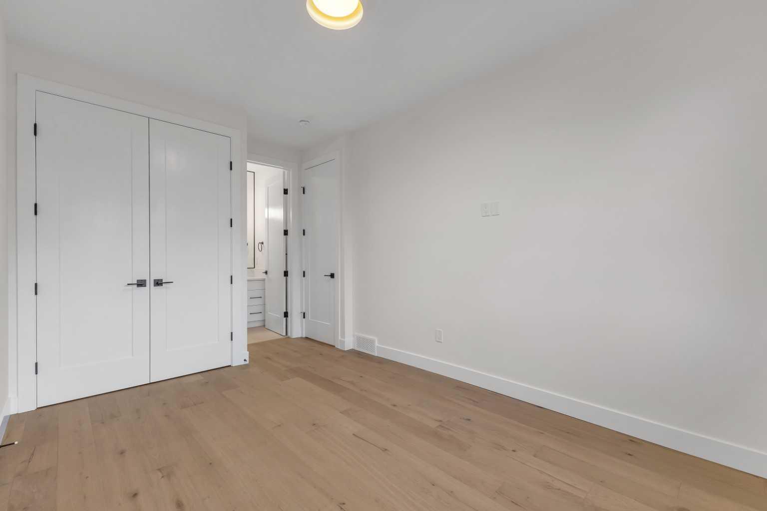 2623 Cochrane Road NW